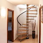 Duplex Frente A Pistas
