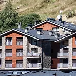 Duplex Frente A Pistas